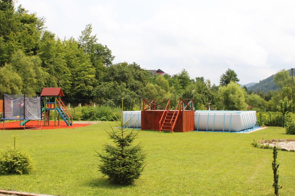 Svit Sontsya Tur'ya Polyana Exterior foto